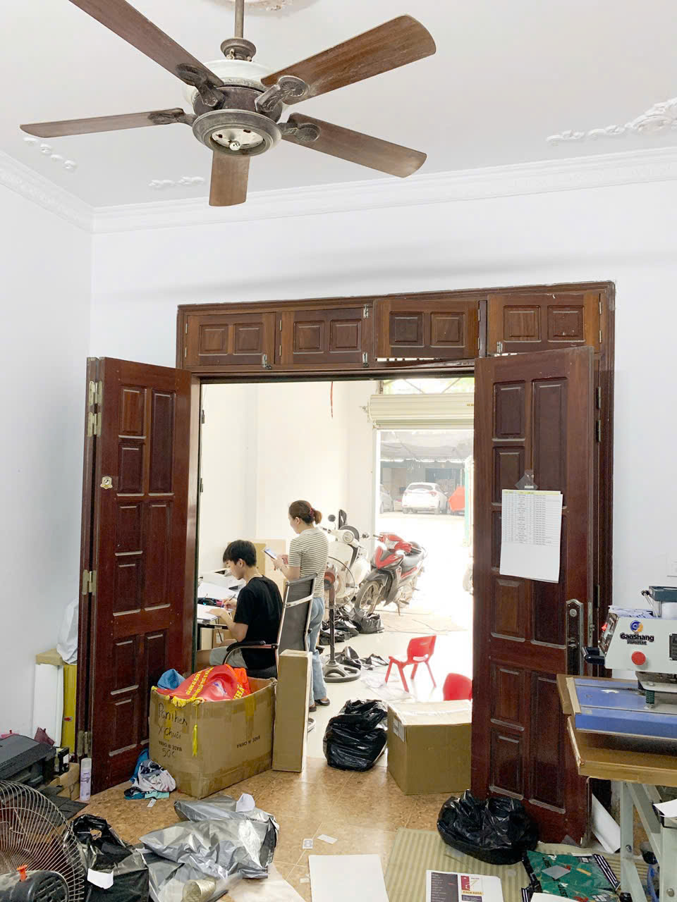 Cho thuê nhà nguyên căn ngõ 1151 Giải Phóng 3 tầng x 4 ngủ, 16 triệu - Ảnh 1